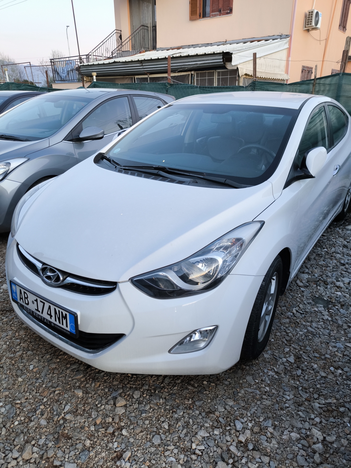 AVANTE HYUNDAI