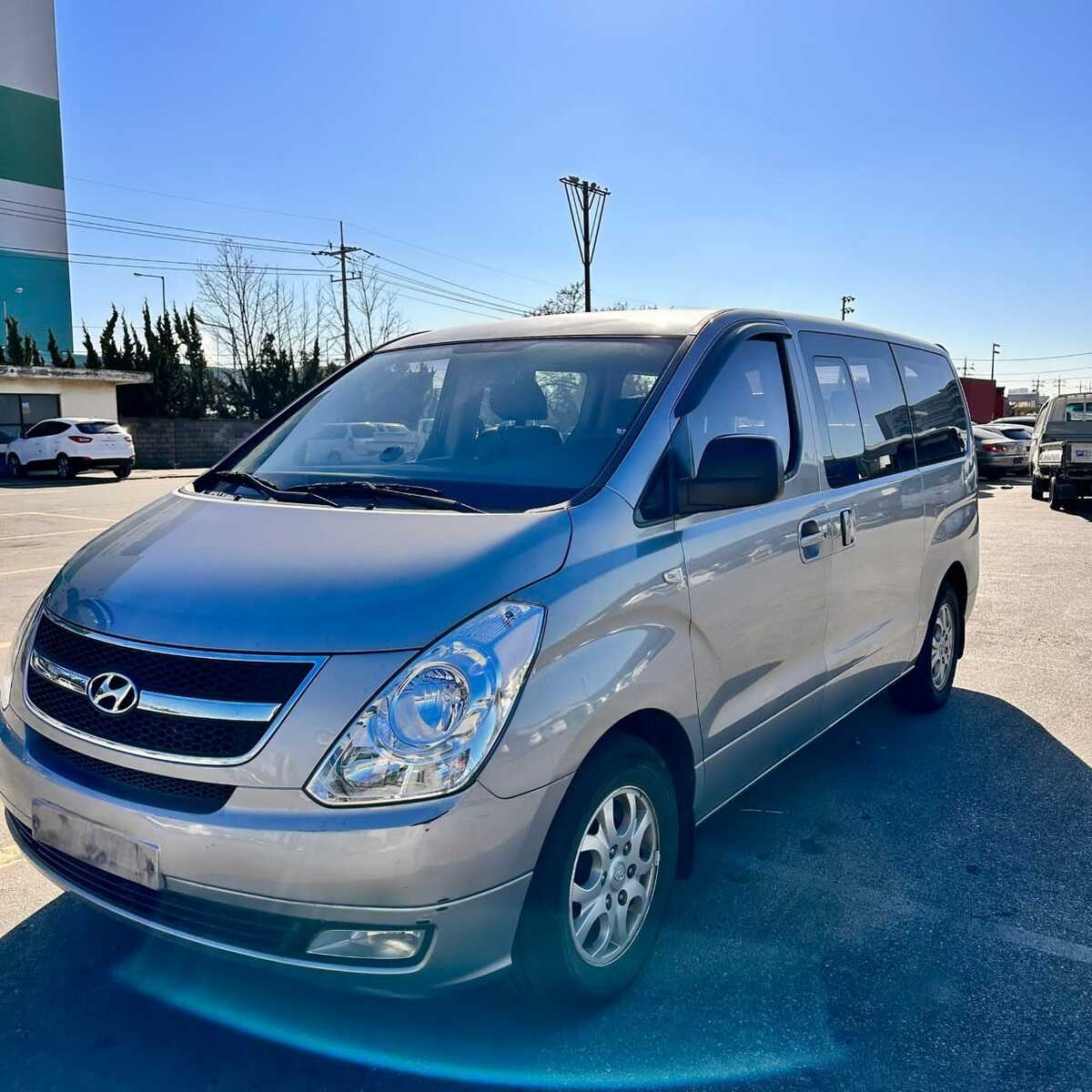 GRAND STAREX HYUNDAI