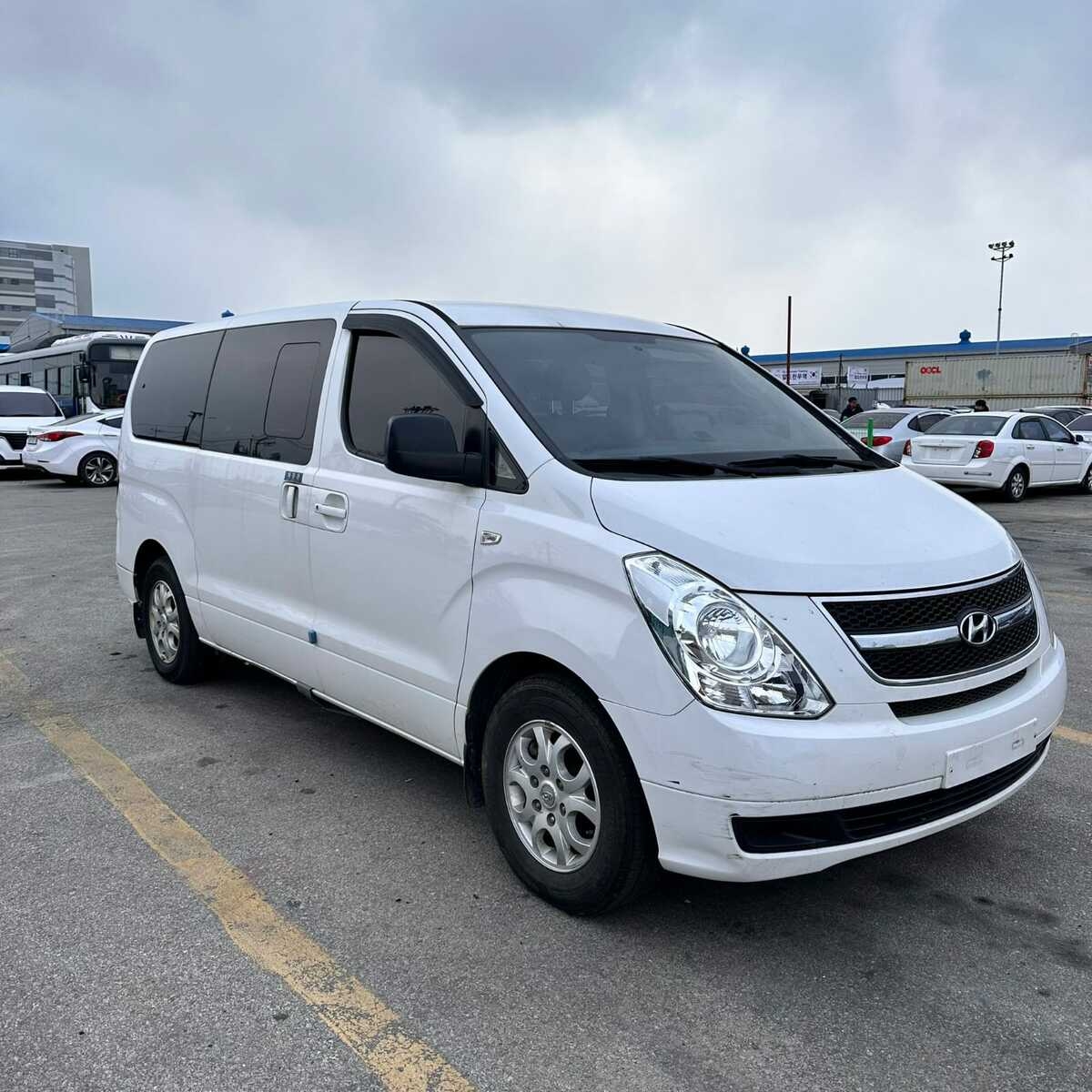 GRAND STAREX HYUNDAI