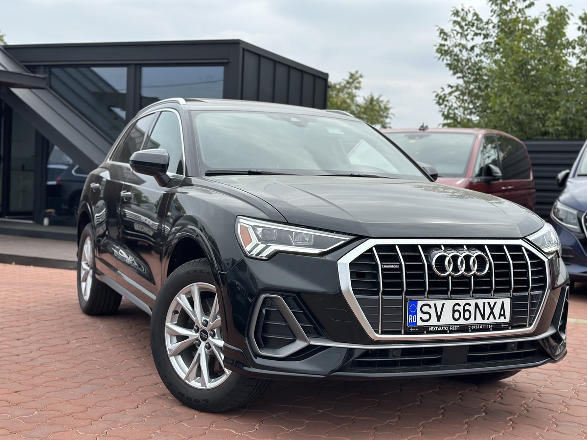 AUDI Q3