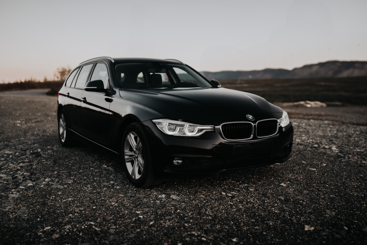 3 SERIES BMW